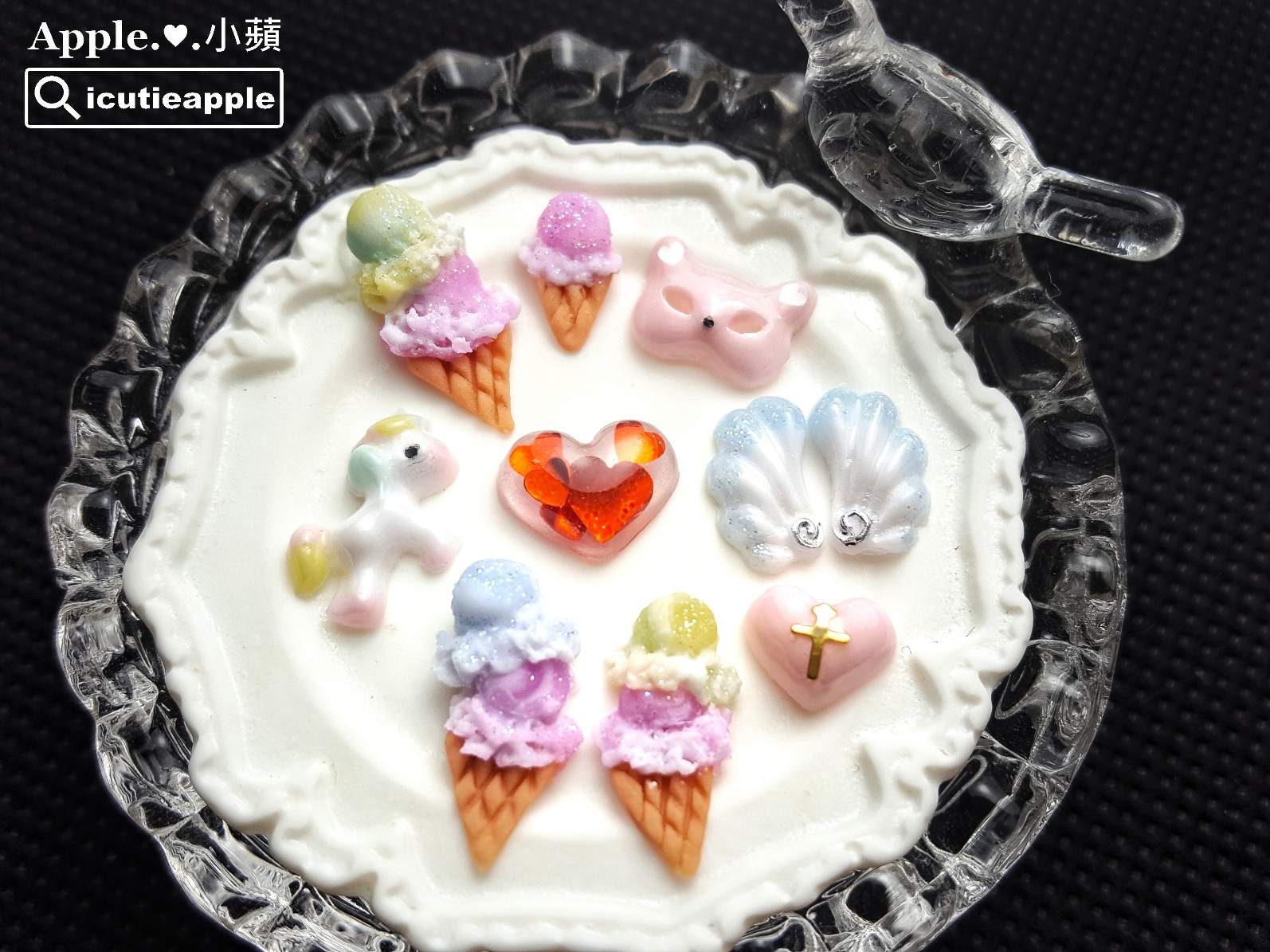【美甲彩繪】萌樂園小劇場的繽紛指彩 ❤ 大森鑽石甲油膠 & 粉雕的設計應用