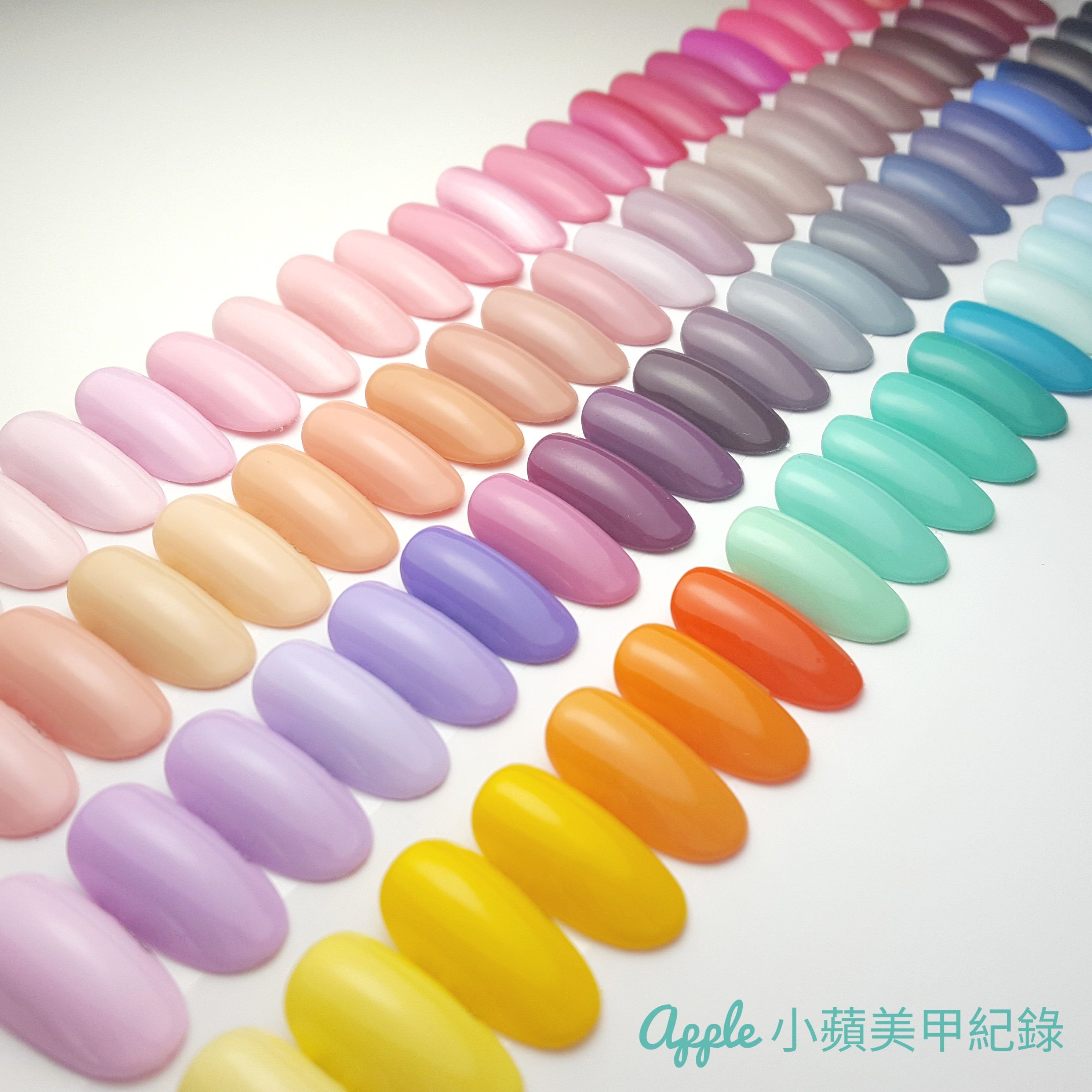 【美甲凝膠】高級法式甜點般的經典凝膠:大森Puffs Gel泡芙彩膠 ❤ 156色全開箱