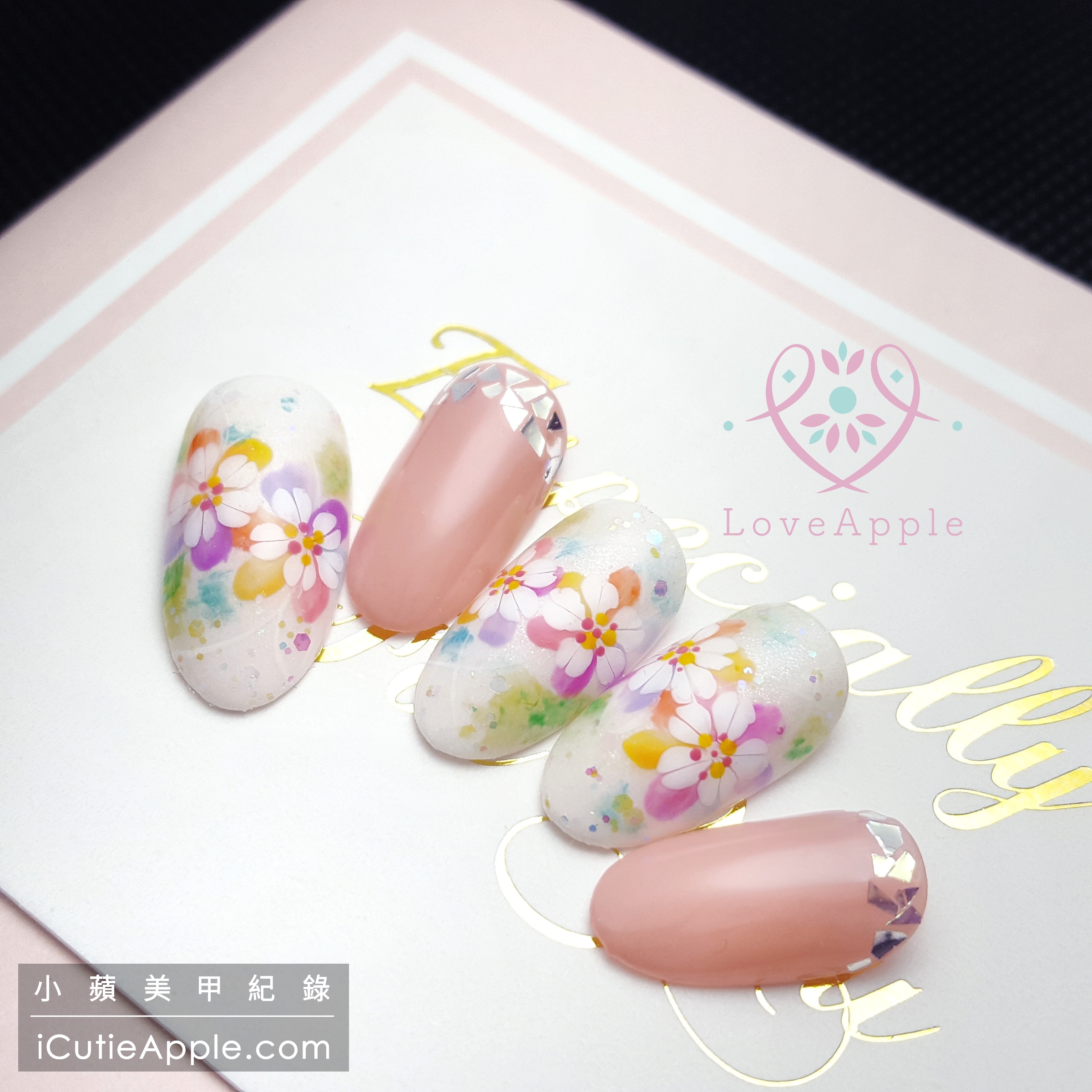 【美甲彩繪】預告繽紛季節的來臨:雙層花卉指彩運用 ❤ Puffs Gel泡芙彩膠新色與新品開箱
